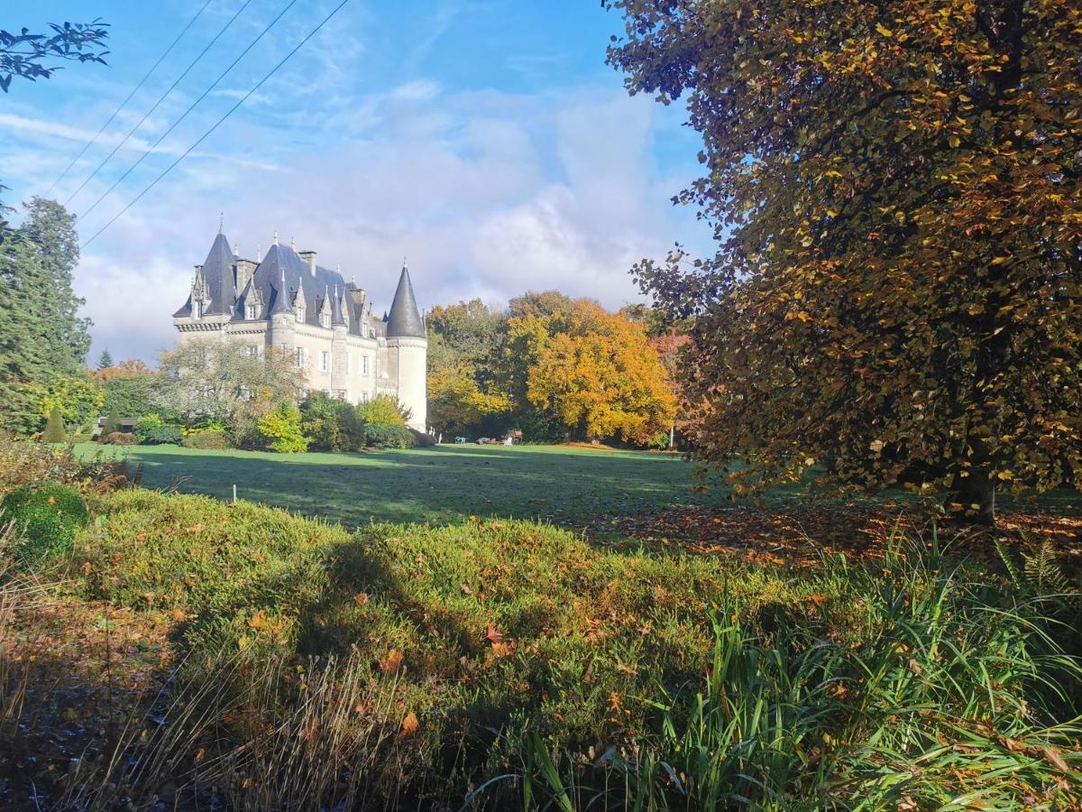 Chateau De Launay Guen Hotel Plemet Bagian luar foto