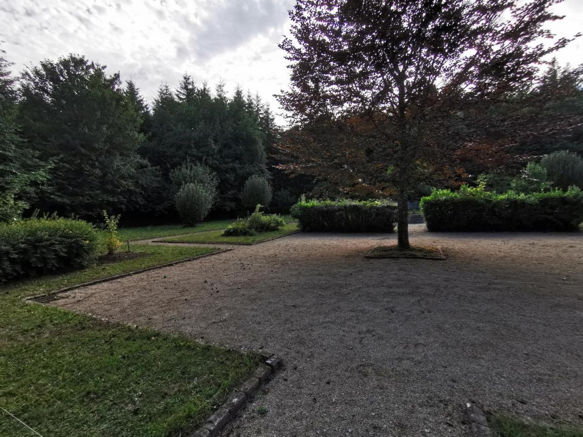 Chateau De Launay Guen Hotel Plemet Bagian luar foto